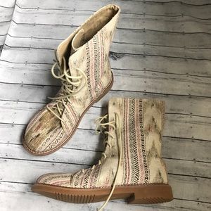 Corky's Flower Child 🌸 Sz 9 Combat LaceUp Boots